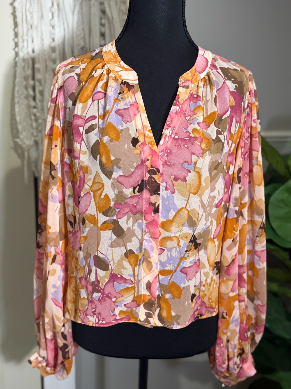 Chico's Floral Split-Neck Blouse in Pink, Mustard & Cream sheer size 0
